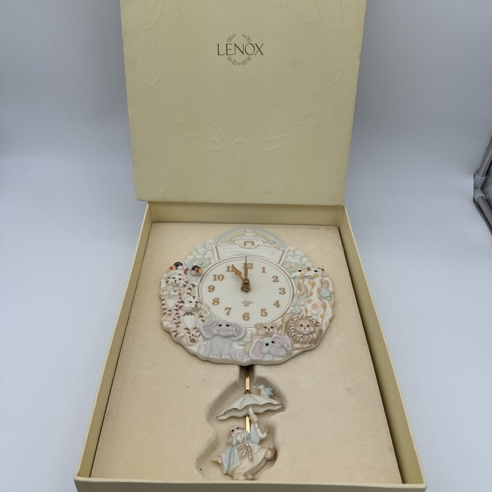 Lenox Fine Porcelain Noah's Ark Nursery Pendulum Wall Clock 1999 NOS‎
